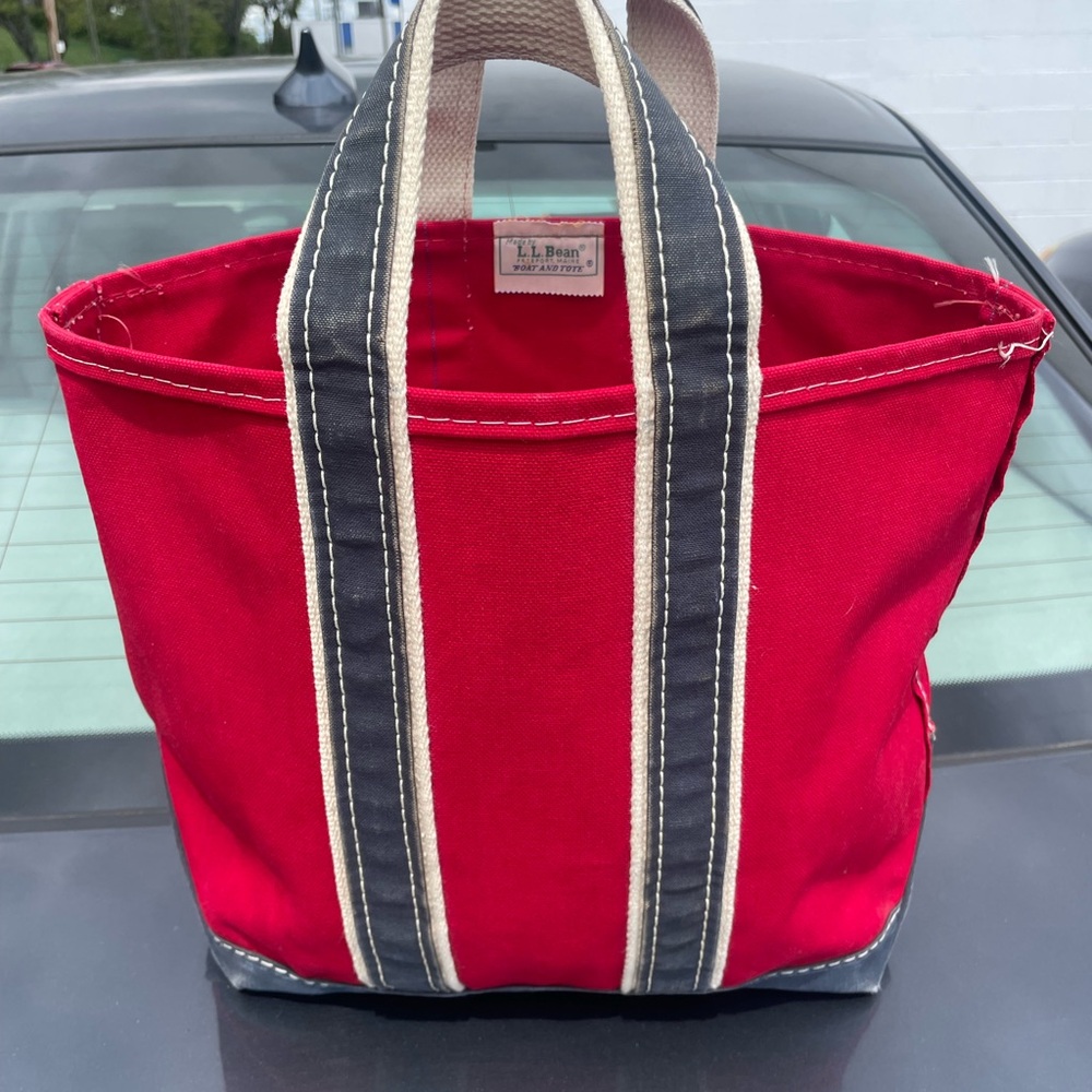 rare vintage medium ll bean red / blue tote bag